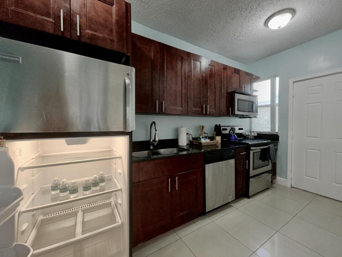 Marlins Park Suites - Apartment 4 - Cafe Colada Suite ميامي المظهر الخارجي الصورة